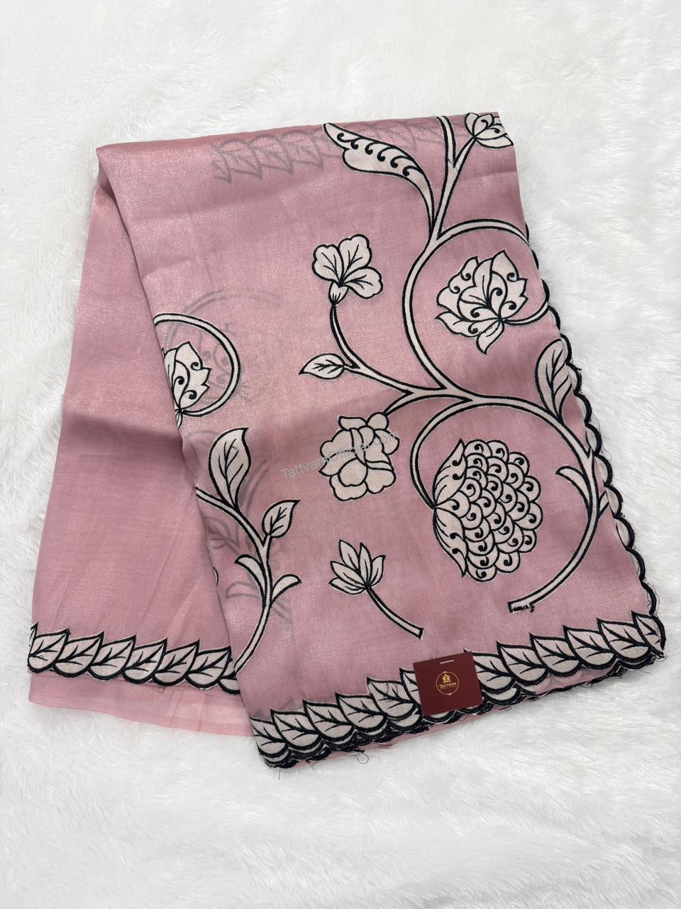 pure tissue with aplique work pure tissue with aplique work