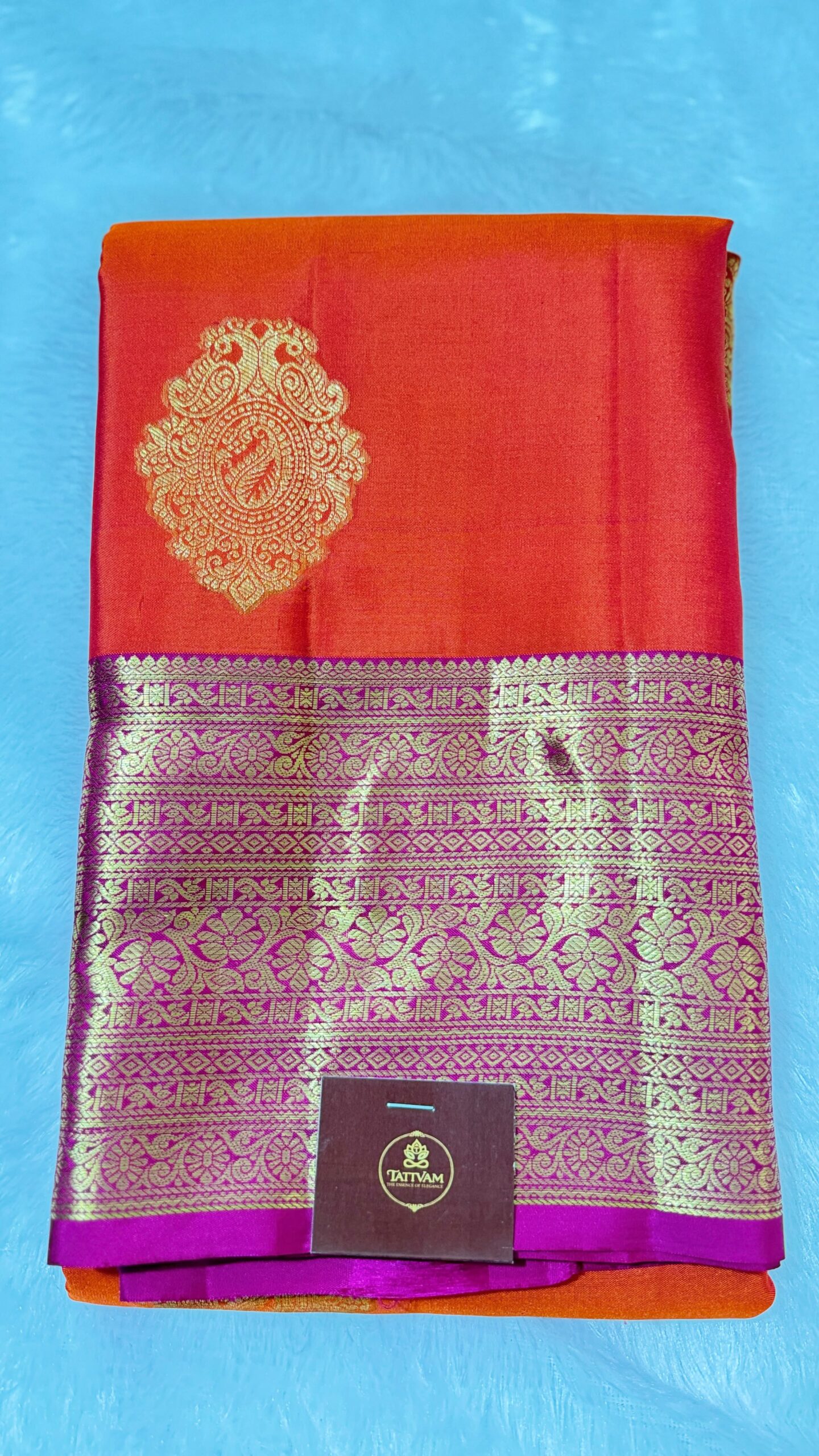 pure kanchipuram paisely butta design (orange)